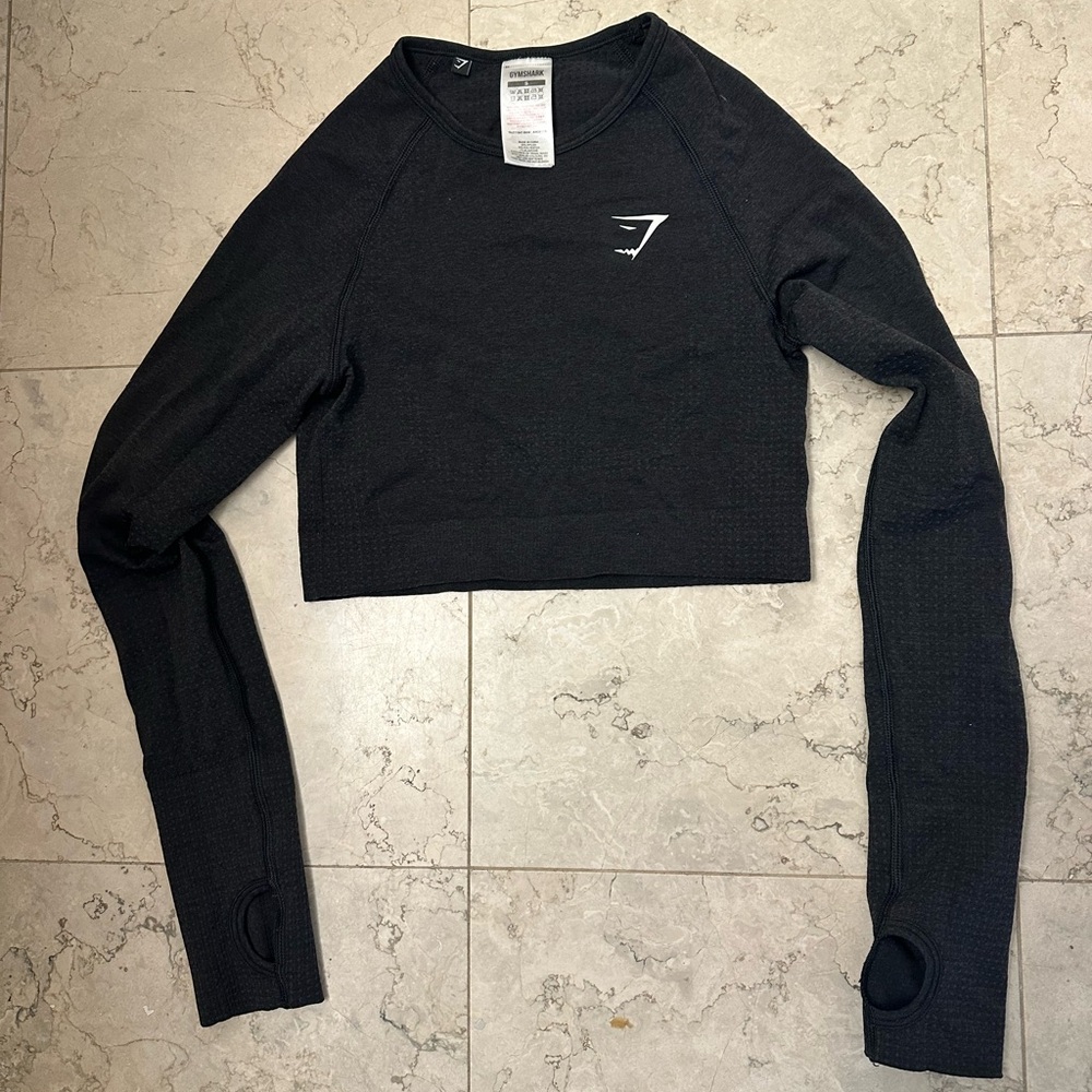 Gymshark Black Long Sleeve Crop Top - Picture 3 of 3